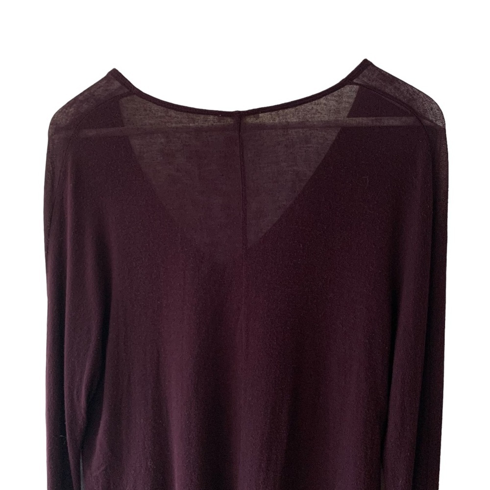 Aritzia Wilfred V-Neck Lightweight Sweater Size XS Plum Dark Purple Long Sleeves - Picture 6 of 10